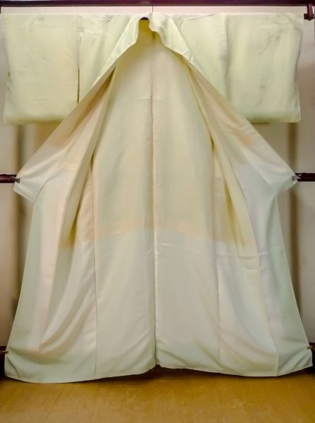 画像2: O0117R 女性用小紋  シルク（正絹） 薄い黄緑色,  【中古】【USED】【リサイクル】 ★★★☆☆【O0117R】 (2)