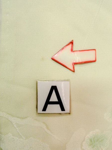 画像14: O0117R 女性用小紋  シルク（正絹） 薄い黄緑色,  【中古】【USED】【リサイクル】 ★★★☆☆【O0117R】 (14)