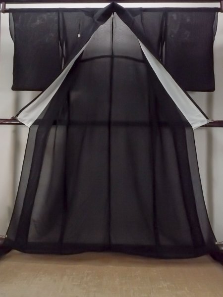 画像2: O0117Z 女性用喪服  シルク(正絹) 黒,  【中古】【USED】【リサイクル】 ★★★☆☆【O0117Z】 (2)