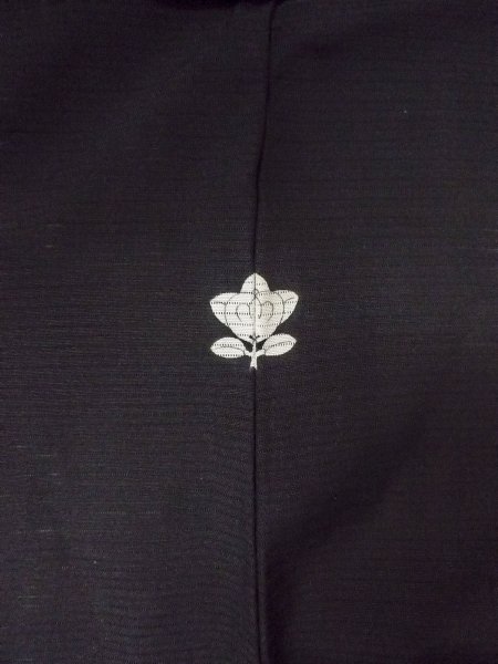 画像3: O0118D 女性用喪服  シルク(正絹) 黒,  【中古】【USED】【リサイクル】 ★★★☆☆【O0118D】 (3)