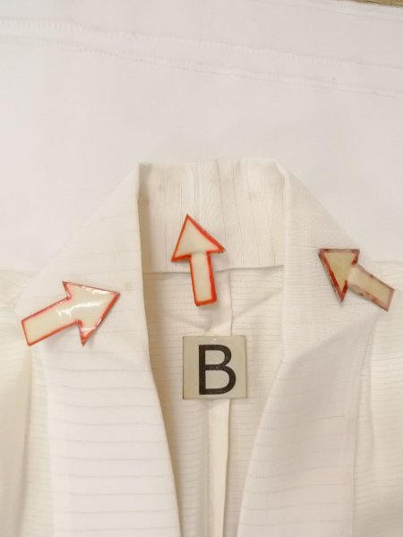 画像15: O0124H 女性用襦袢  シルク（正絹） オフ　ホワイト, 縞 【中古】【USED】【リサイクル】 ★★★☆☆【O0124H】 (15)