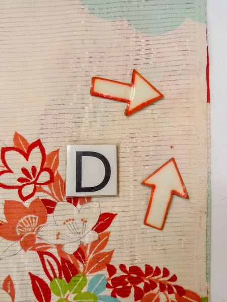 画像17: O0124I 女性用襦袢  シルク（正絹） アイボリー, 花丸文 【中古】【USED】【リサイクル】 ★☆☆☆☆【O0124I】 (17)