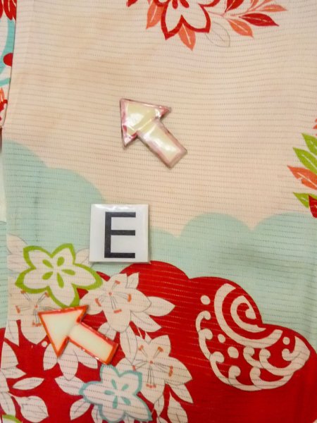 画像18: O0124I 女性用襦袢  シルク（正絹） アイボリー, 花丸文 【中古】【USED】【リサイクル】 ★☆☆☆☆【O0124I】 (18)