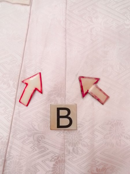 画像15: O0124L 女性用襦袢  シルク（正絹） 淡い桃色, 花 【中古】【USED】【リサイクル】 ★★★☆☆【O0124L】 (15)