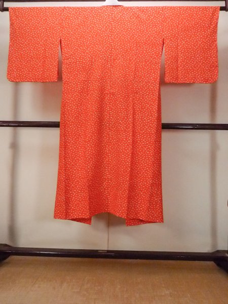 画像2: O0124N 女性用襦袢  化繊 鮮やか橙色, 鶴 【中古】【USED】【リサイクル】 ★★★☆☆【O0124N】 (2)