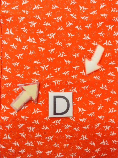 画像17: O0124N 女性用襦袢  化繊 鮮やか橙色, 鶴 【中古】【USED】【リサイクル】 ★★★☆☆【O0124N】 (17)