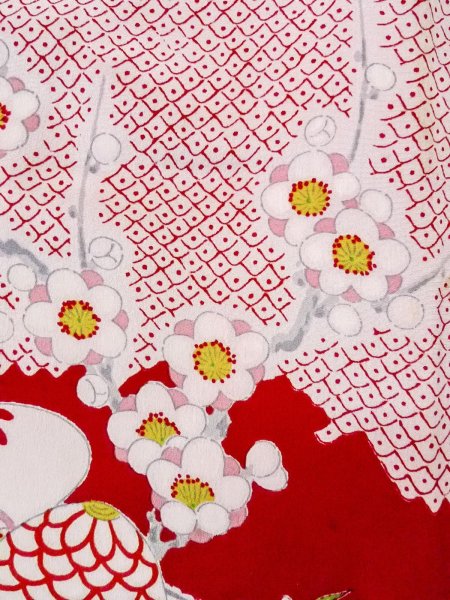 画像6: O0124O 女性用襦袢  シルク（正絹） 赤色, ぼたん 【中古】【USED】【リサイクル】 ★★☆☆☆【O0124O】 (6)