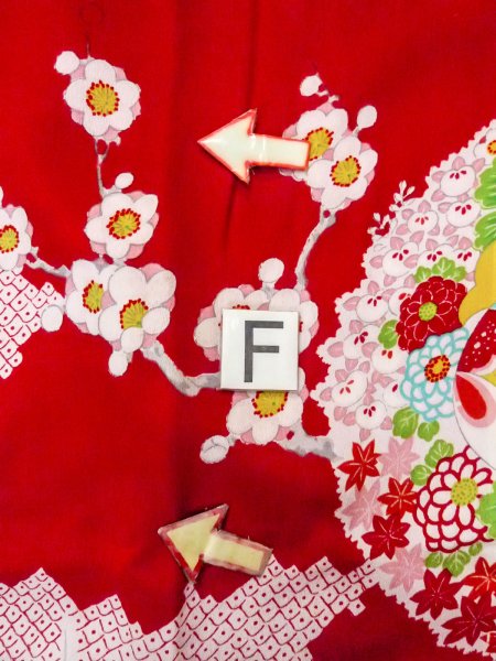 画像19: O0124O 女性用襦袢  シルク（正絹） 赤色, ぼたん 【中古】【USED】【リサイクル】 ★★☆☆☆【O0124O】 (19)