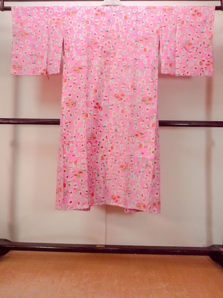 画像2: O0124R 女性用襦袢  シルク（正絹） 薄い桃色, 人々 【中古】【USED】【リサイクル】 ★★☆☆☆【O0124R】 (2)