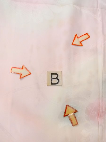 画像13: O0124U 女性用襦袢  シルク（正絹） 淡い桃色, 花 【中古】【USED】【リサイクル】 ★☆☆☆☆【O0124U】 (13)