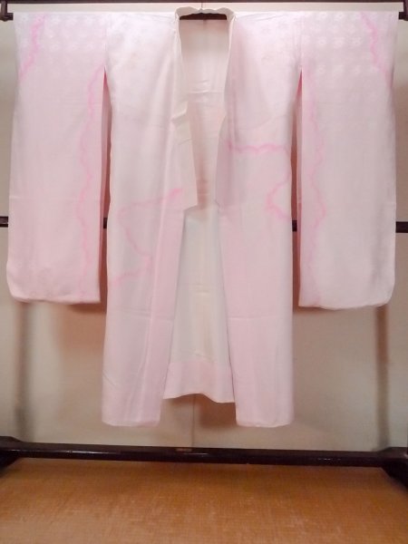 画像1: O0124V 女性用襦袢  シルク（正絹） 淡い桃色, 花 【中古】【USED】【リサイクル】 ★★☆☆☆【O0124V】 (1)