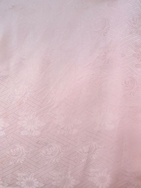 画像3: O0124V 女性用襦袢  シルク（正絹） 淡い桃色, 花 【中古】【USED】【リサイクル】 ★★☆☆☆【O0124V】 (3)