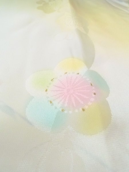 画像8: O0124W 女性用襦袢  シルク（正絹） 光沢のあるアイボリー, 花 【中古】【USED】【リサイクル】 ★★★☆☆【O0124W】 (8)