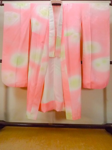 画像1: O0124Z 女性用襦袢  シルク（正絹） 薄い珊瑚色, 花 【中古】【USED】【リサイクル】 ★★☆☆☆【O0124Z】 (1)