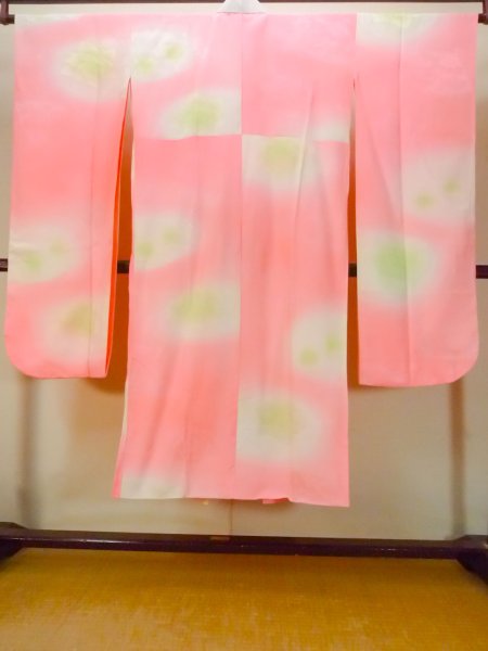 画像2: O0124Z 女性用襦袢  シルク（正絹） 薄い珊瑚色, 花 【中古】【USED】【リサイクル】 ★★☆☆☆【O0124Z】 (2)