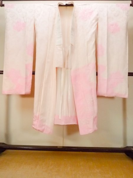 画像1: O0125A 女性用襦袢  シルク（正絹） アイボリー, 花 【中古】【USED】【リサイクル】 ★★☆☆☆【O0125A】 (1)