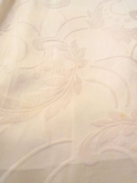 画像9: O0125A 女性用襦袢  シルク（正絹） アイボリー, 花 【中古】【USED】【リサイクル】 ★★☆☆☆【O0125A】 (9)