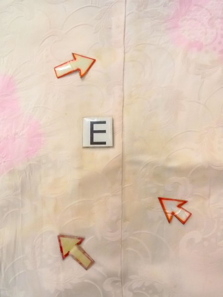 画像18: O0125A 女性用襦袢  シルク（正絹） アイボリー, 花 【中古】【USED】【リサイクル】 ★★☆☆☆【O0125A】 (18)