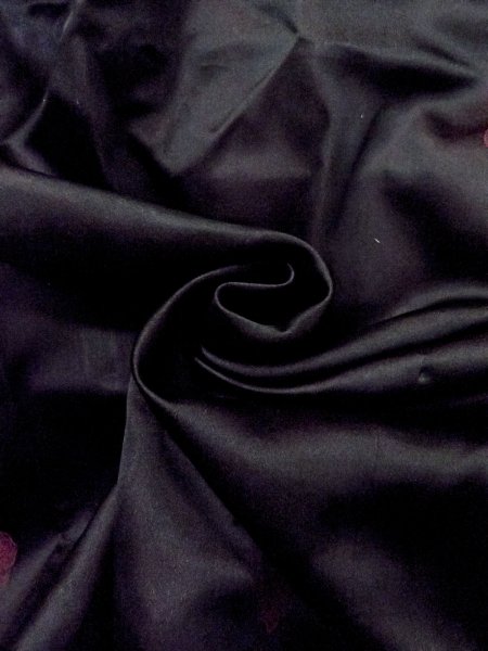 画像12: O0131A 女性用道行  シルク（正絹） 黒, 菊 【中古】【USED】【リサイクル】 ★★★☆☆【O0131A】 (12)