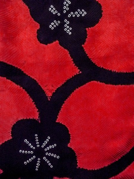 画像4: O0131G 女性用道中着  シルク（正絹） 鮮やか赤色, 花 【中古】【USED】【リサイクル】 ★★★☆☆【O0131G】 (4)