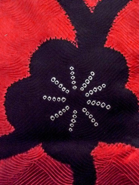 画像7: O0131G 女性用道中着  シルク（正絹） 鮮やか赤色, 花 【中古】【USED】【リサイクル】 ★★★☆☆【O0131G】 (7)