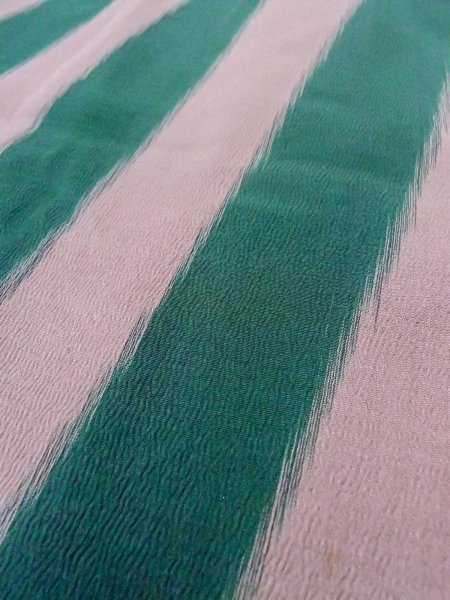 画像8: O0131H 女性用道中着  シルク（正絹） 淡い灰色がかった桃色, 縞 【中古】【USED】【リサイクル】 ★☆☆☆☆【O0131H】 (8)