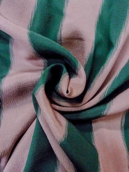 画像11: O0131H 女性用道中着  シルク（正絹） 淡い灰色がかった桃色, 縞 【中古】【USED】【リサイクル】 ★☆☆☆☆【O0131H】 (11)