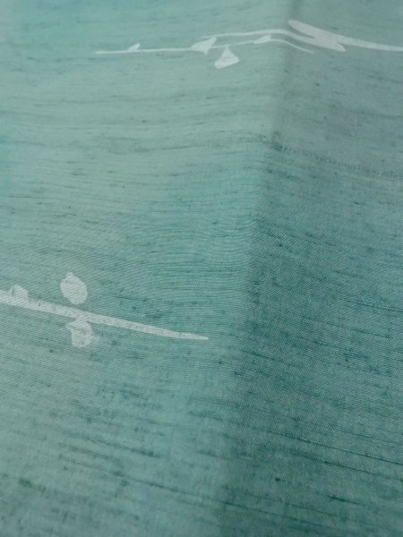 画像8: O0131K 女性用道中着  シルク（正絹） 灰色がかった水色, 抽象的模様 【中古】【USED】【リサイクル】 ★★★☆☆【O0131K】 (8)