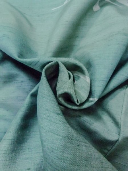 画像11: O0131K 女性用道中着  シルク（正絹） 灰色がかった水色, 抽象的模様 【中古】【USED】【リサイクル】 ★★★☆☆【O0131K】 (11)