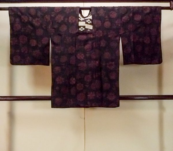 画像1: O0131M 女性用道行  ウール 黒, 花丸文 【中古】【USED】【リサイクル】 ★★★☆☆【O0131M】 (1)