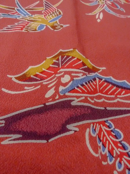 画像9: O0131R 女性用道行  シルク（正絹） 灰色がかった珊瑚色, 梅 【中古】【USED】【リサイクル】 ★★★★☆【O0131R】 (9)