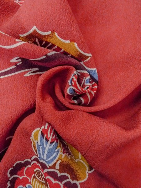 画像11: O0131R 女性用道行  シルク（正絹） 灰色がかった珊瑚色, 梅 【中古】【USED】【リサイクル】 ★★★★☆【O0131R】 (11)