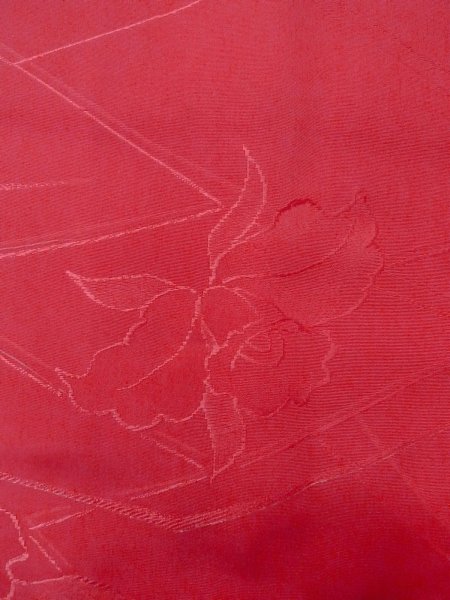 画像6: O0131T 女性用道行  シルク（正絹） 光沢のある赤色, 花 【中古】【USED】【リサイクル】 ★★★☆☆【O0131T】 (6)