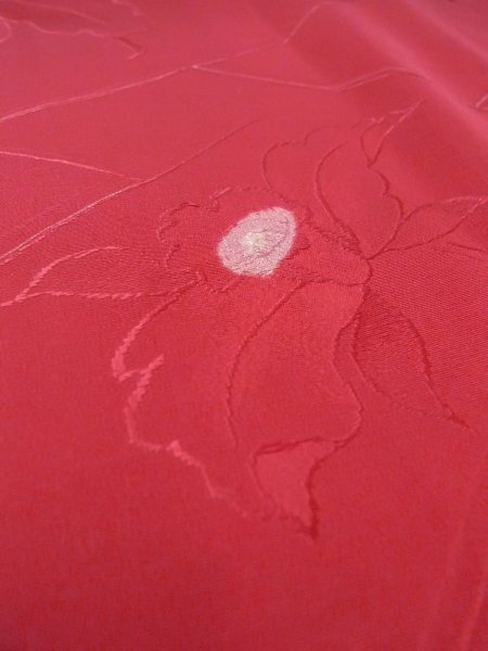 画像10: O0131T 女性用道行  シルク（正絹） 光沢のある赤色, 花 【中古】【USED】【リサイクル】 ★★★☆☆【O0131T】 (10)
