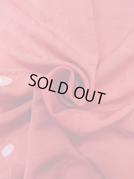 画像12: O0131T 女性用道行  シルク（正絹） 光沢のある赤色, 花 【中古】【USED】【リサイクル】 ★★★☆☆【O0131T】 (12)