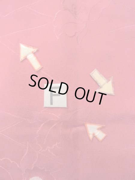 画像19: O0131T 女性用道行  シルク（正絹） 光沢のある赤色, 花 【中古】【USED】【リサイクル】 ★★★☆☆【O0131T】 (19)