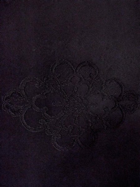 画像6: O0131X 女性用道行  シルク（正絹） 黒, 唐花 【中古】【USED】【リサイクル】 ★★★★☆【O0131X】 (6)