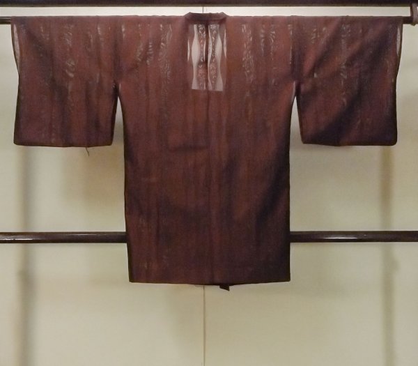 画像2: O0201E 女性用道行  シルク（正絹） 深いえんじ, 花 【中古】【USED】【リサイクル】 ★★★☆☆【O0201E】 (2)