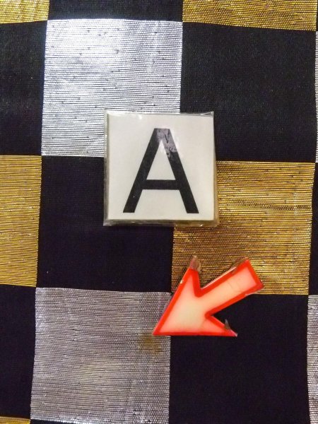 画像10: O0207A 半幅帯 女性用着物 シルク（正絹）   黒 チェック柄 【中古】 【USED】 【リサイクル】 ★★☆☆☆ (10)