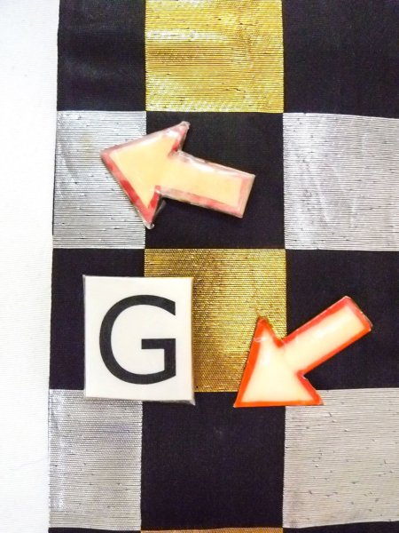 画像16: O0207A 半幅帯 女性用着物 シルク（正絹）   黒 チェック柄 【中古】 【USED】 【リサイクル】 ★★☆☆☆ (16)