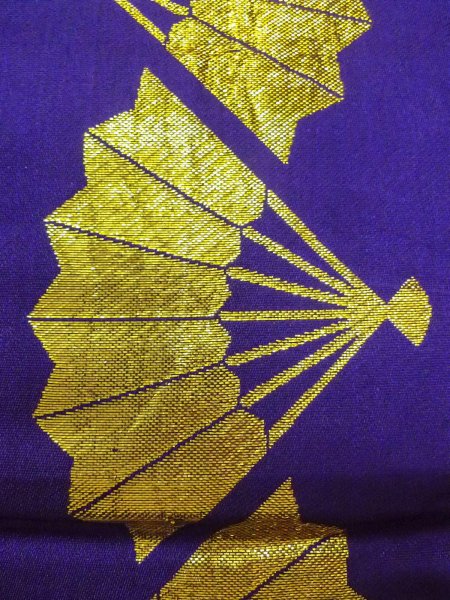 画像5: O0207I 半幅帯 女性用着物 化繊  鮮やか 紫色 扇 【中古】 【USED】 【リサイクル】 ★★★★☆ (5)