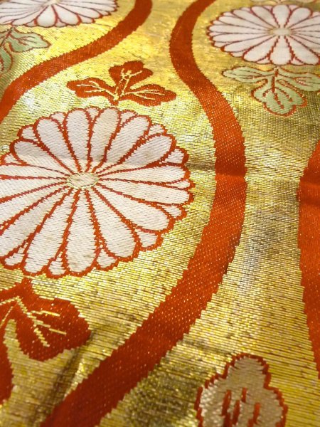 画像7: O0207K 半幅帯 女性用着物 シルク（正絹）  光沢のある 金色 菊 【中古】 【USED】 【リサイクル】 ★★☆☆☆ (7)