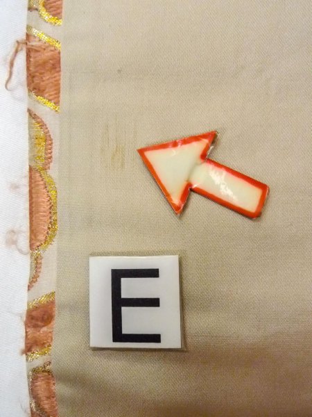 画像16: O0207W 半幅帯 女性用着物 シルク(正絹)   白 花丸文 【中古】 【USED】 【リサイクル】 ★★☆☆☆ (16)