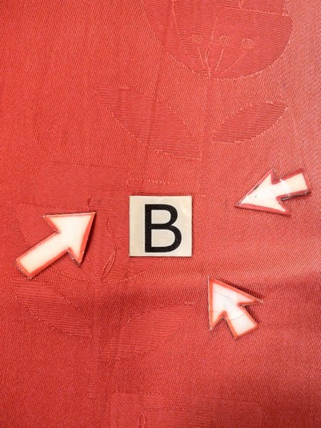 画像12: O0207X 半幅帯 女性用着物 シルク(正絹)   赤色 花 【中古】 【USED】 【リサイクル】 ★★☆☆☆ (12)