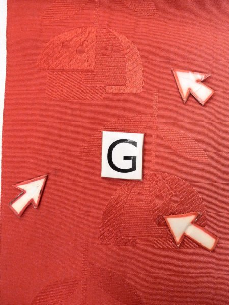 画像17: O0207X 半幅帯 女性用着物 シルク(正絹)   赤色 花 【中古】 【USED】 【リサイクル】 ★★☆☆☆ (17)