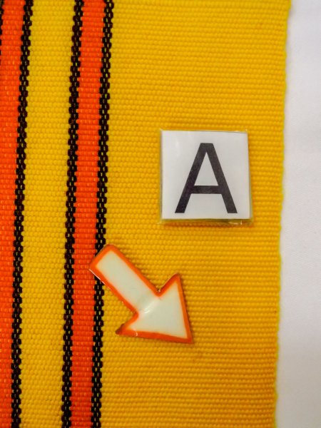 画像10: O0208B 半幅帯 女性用着物 ウール   赤色  【中古】 【USED】 【リサイクル】 ★☆☆☆☆ (10)