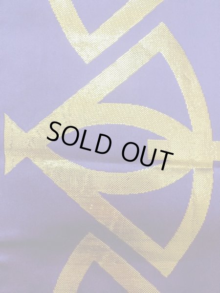 画像4: O0208D 半幅帯 女性用着物 シルク（正絹）  光沢のある 紫色 扇 【中古】 【USED】 【リサイクル】 ★★★☆☆ (4)