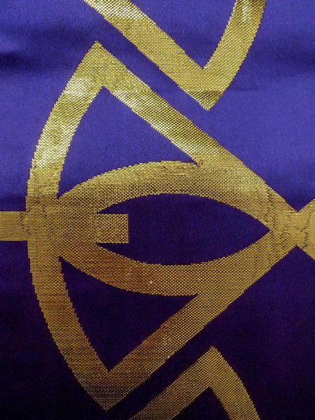 画像5: O0208D 半幅帯 女性用着物 シルク（正絹）  光沢のある 紫色 扇 【中古】 【USED】 【リサイクル】 ★★★☆☆ (5)