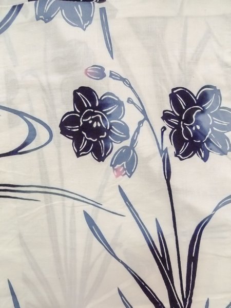 画像4: O0218B 女性用注染浴衣  綿 白, りんどう 【中古】【USED】【リサイクル】 ★★☆☆☆【O0218B】 (4)