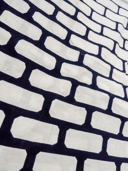 画像8: O0218H 女性用浴衣（日本製）  綿 白, 幾何学模様 【中古】【USED】【リサイクル】 ★☆☆☆☆【O0218H】 (8)